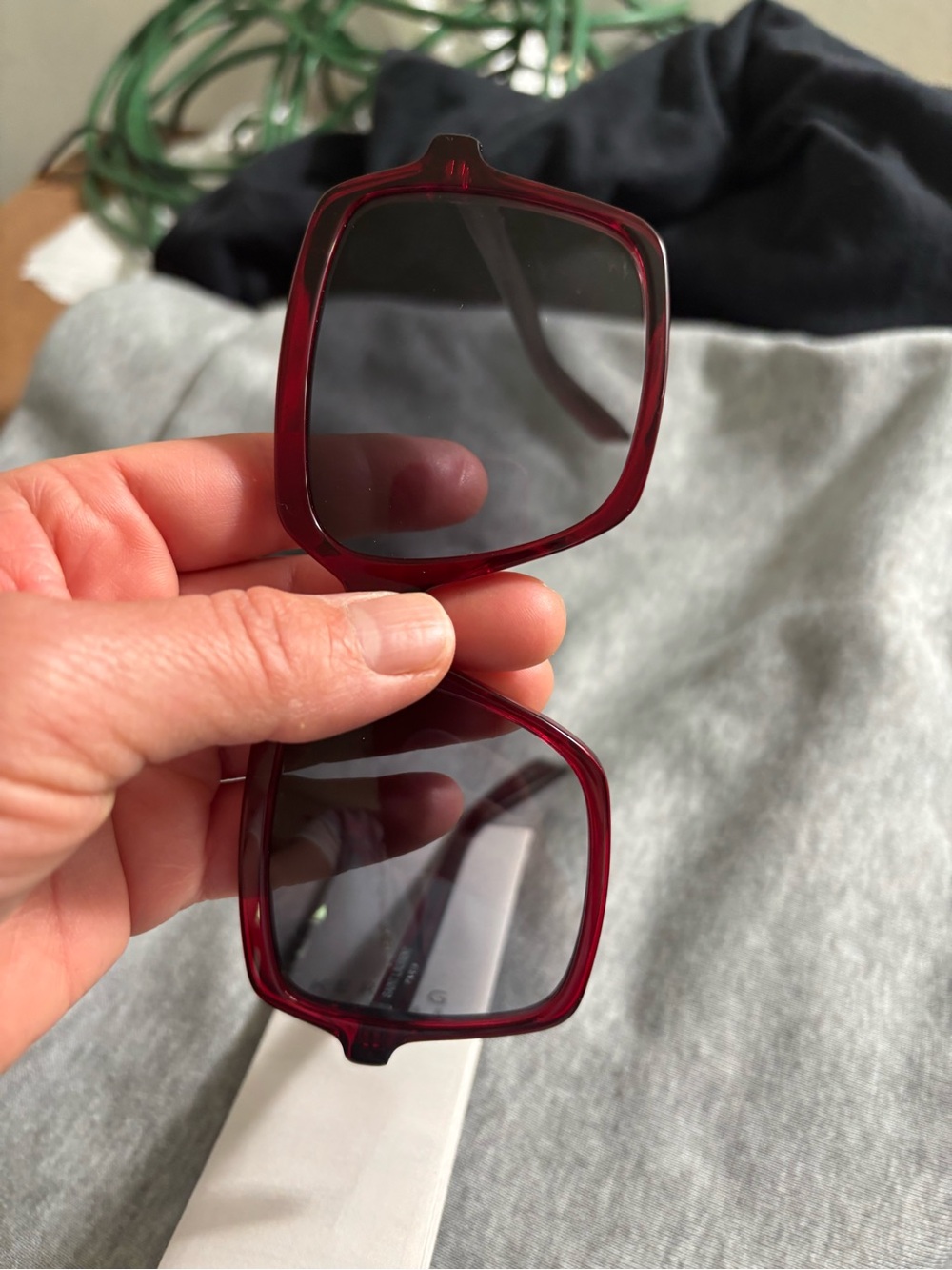 NEW IN BOX Saint Laurent 54mm
Square Sunglasses - Picture 14 of 16